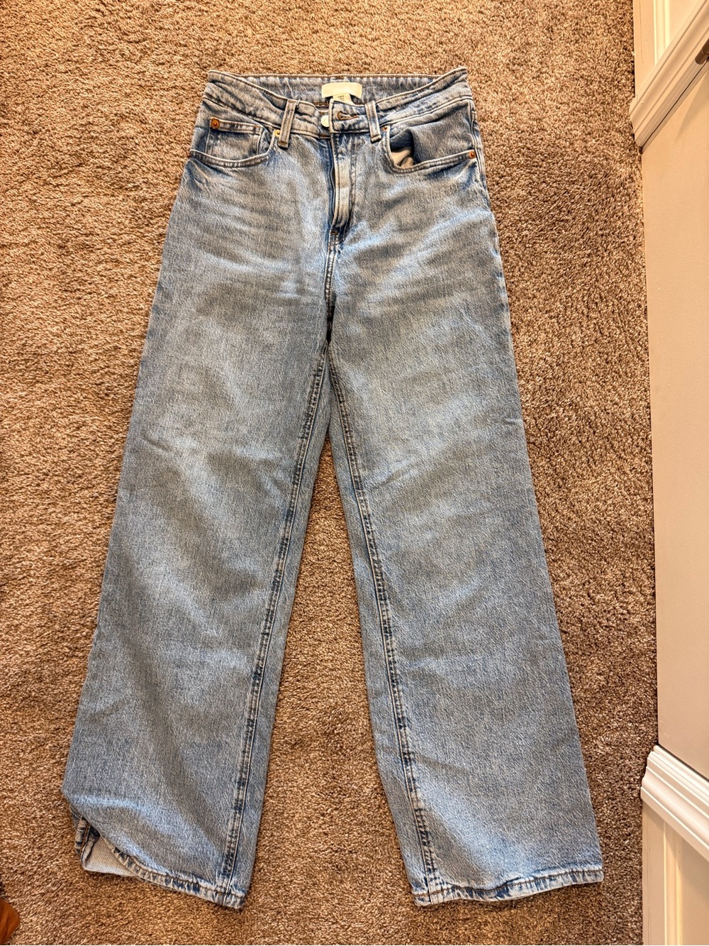 Light wash jeans